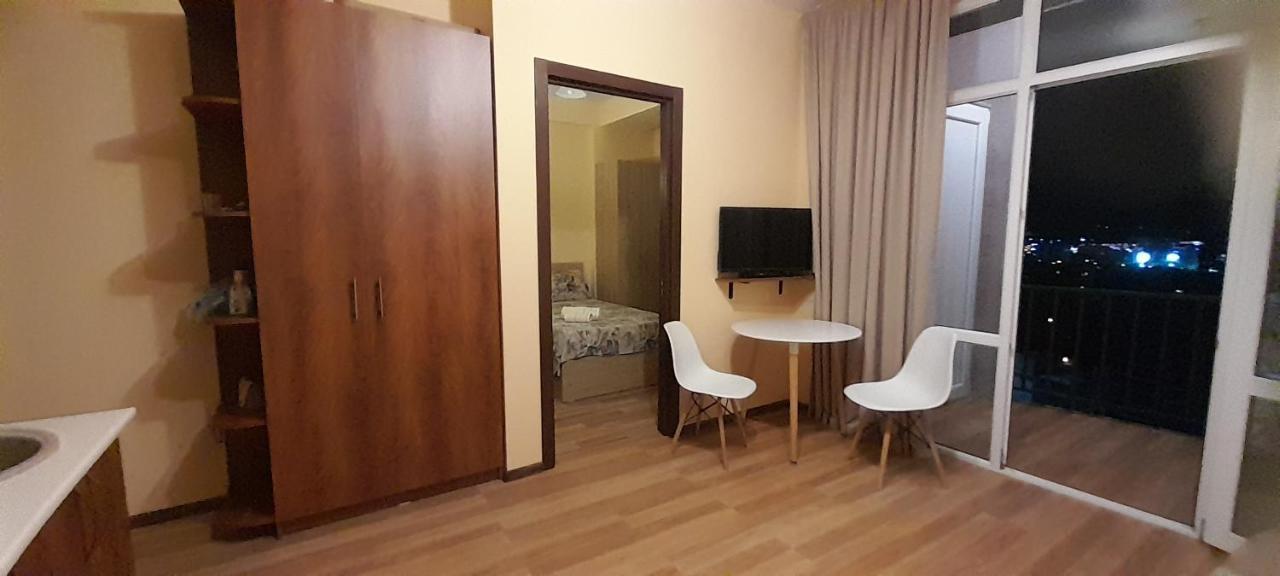 Apartamento Flat Tiflis Exterior foto