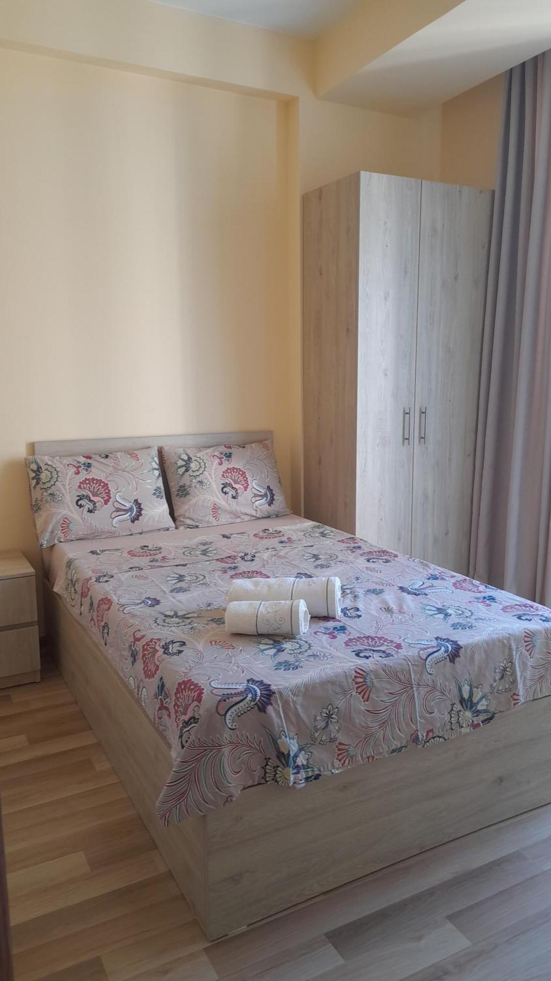 Apartamento Flat Tiflis Exterior foto